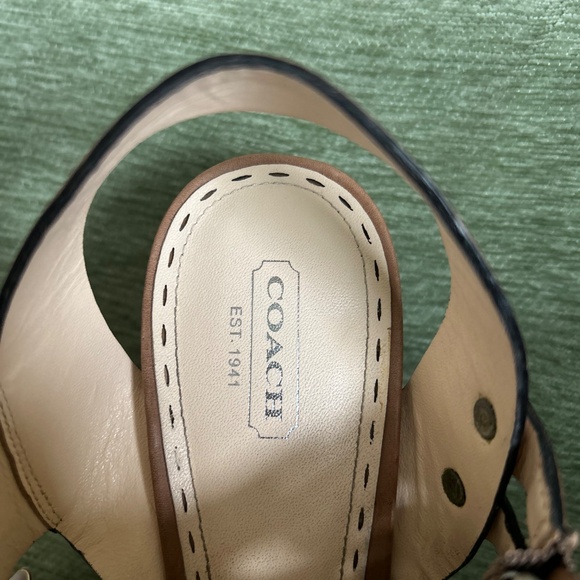 Coach Giana Heels 10 - Picture 2 of 11